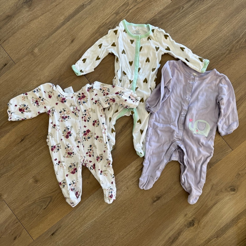 Set 3, Baby Girl Pajamas. Brands Vary